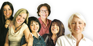 Dia internacional da mulher...parabéns Dia Internacional da mulher.
É uma data especifica para
homenagear nós mulheres,
mas essa data tem que ser marcada
por causas ligadas as mulheres.
Que, temos que nos dividir em múltiplas
funções no dia a dia , cuidar do lar,
ser mãe, esposa , trabalhadora domestica,
funcionária e além de tudo não perder
seu lado feminino que é uma peça única
e fundamental na vida das mulheres
Temos que fazer tantas funções e não
esquecer de exercer a função de ser mulher
Parabéns mulheres pelo dia dedicado a nós.
