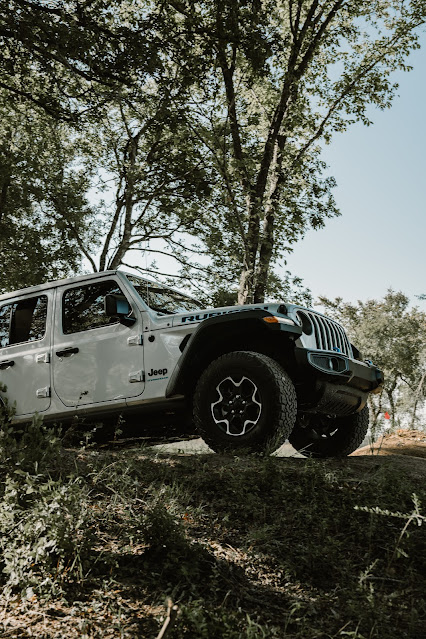 Exploring the Great Outdoors with the Jeep Wrangler Rubicon 4xe