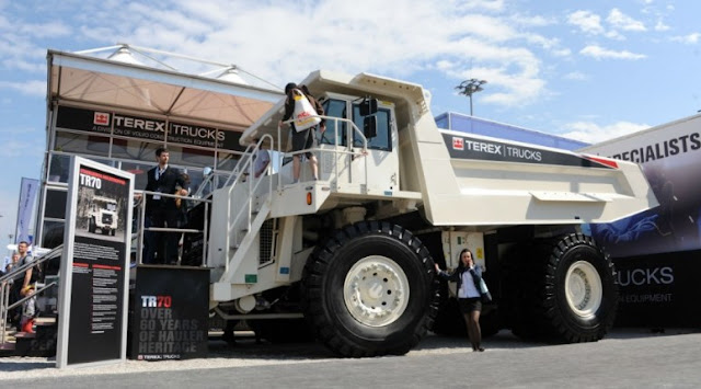 articulated dump truck Terex TR70