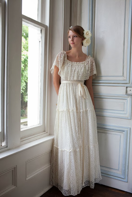 HVB vintage wedding blog, lace wedding dresses feature