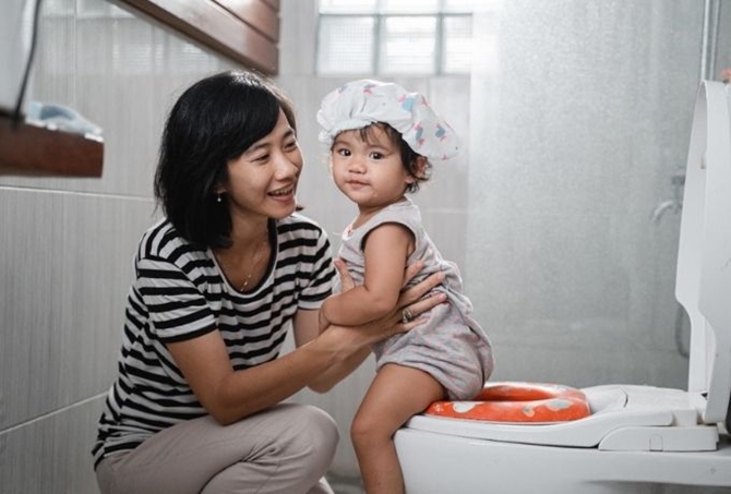 Cara Potty Training Anak 2 Tahun