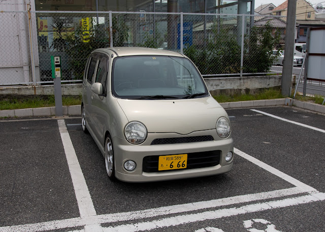 Modified JDM Daihatsu Move Latte