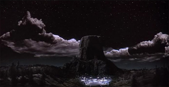 torre del diablo en la película encuentros cercanos del tercer tipo