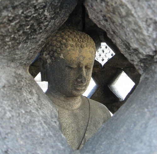 images821946_borobudur32