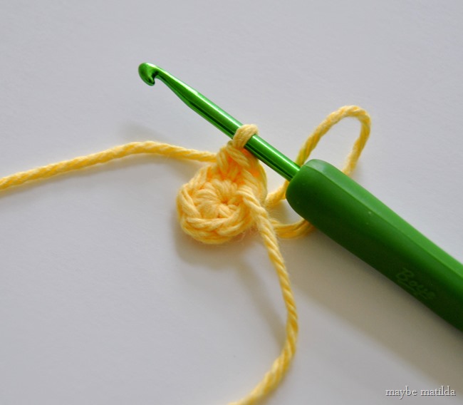 Crochet Bunny Teething Ring (free pattern and step-by-step photo tutorial!)