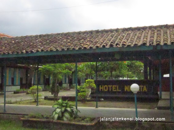 hotel di area benteng van der wijck