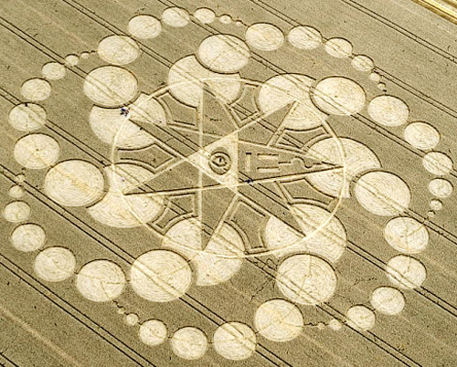 crop circle dengan pola unik dan tingkat kesulitan terbesar-8