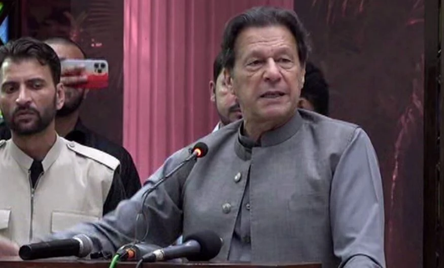 Imran says will announce next march as soon as SC decides on petition