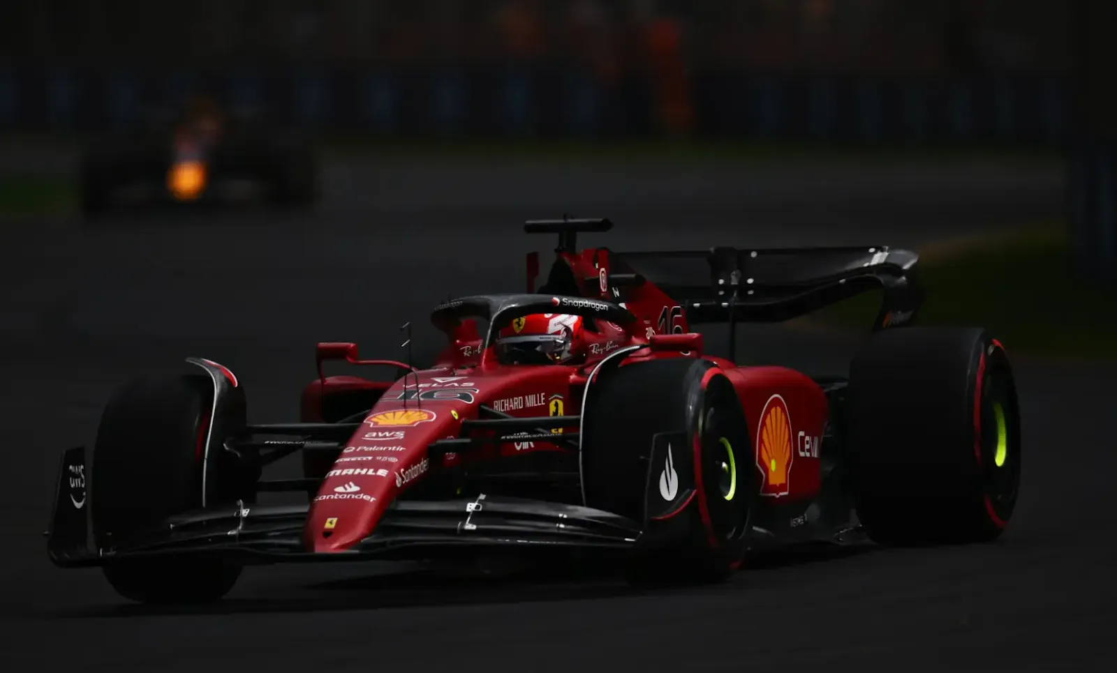 Charles Leclerc conquista la pole del gran premio d'Australia 2022