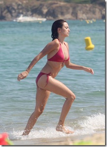 penelope-cruz-bikini-1-06