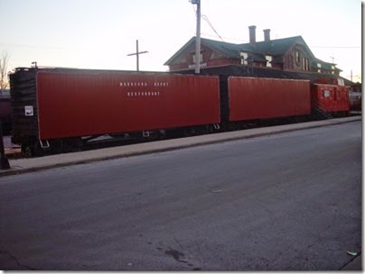 098 Waukesha - Waukesha Depot Restaurant Freight Cars