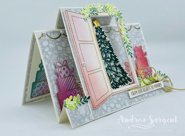 Send a personally created fancy fold card to a special friend this Christmas. The Warm Welcome bundle is perfect.