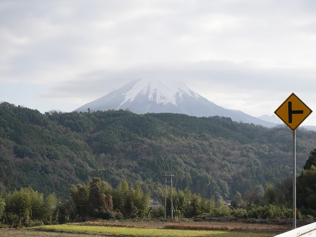 鳥取県西伯郡伯耆町　小野バス停周辺