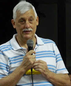 Arturo Sosa in plain clothes