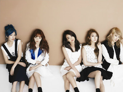 KARA - High Cut September 2012 Hara Nicole Jung Gyuri Seungyeon Jiyoung