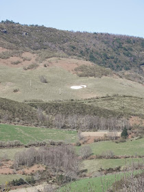 Spain, Route to Santiago, from Cebreiro to Triacastela   by E.V.Pita (2015)  http://picturesplanetbyevpita.blogspot.com/2015/04/spain-route-to-santiago-from-cebreiro.html   Camino de Santiago, de Cebreiro a Triacastela  por E.V.Pita  O Camiño, dende O Cebreiro a Triacastela