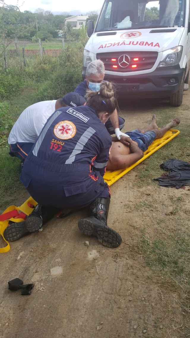 JACOBINA ACIDENTE DE MOTO DEIXA HOMEM FERIDO GRAVEMENTE NA TARDE DESTE DOMINGO 