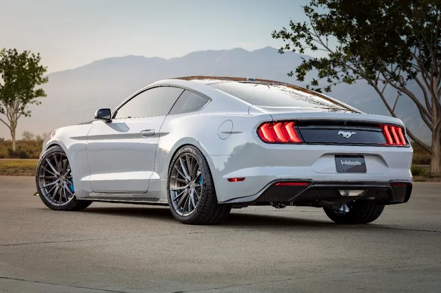 Mustang Lithium: “muscle car