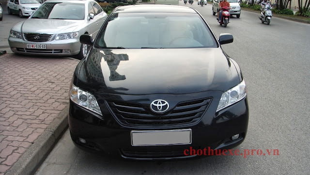 Cho thuê xe Camry LE giá rẻ tại Hà Nội