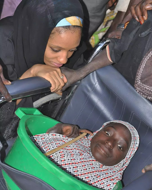 Di'Ja Visits Rahma Haruna, Disabled Girl Who Lives In Basin