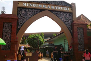 museum kartini http://jeparaservic.blogspot.co.id/