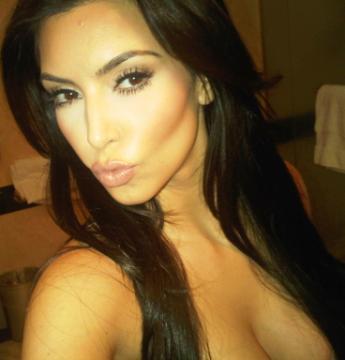 kim kardashian twitter bikini pics. kim kardashian twitter pic