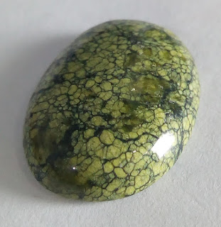 Unique Serpentine Gemstone