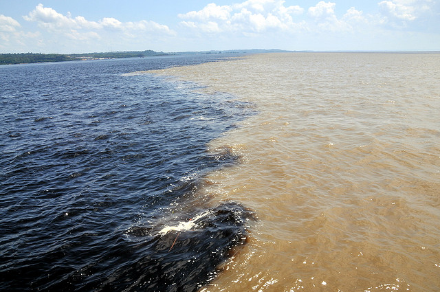 Rio Negro, Sungai Indah dengan Air Hitam Pekat