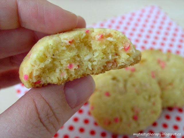 coconut white chocolate cookies