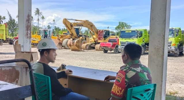 Komsos dengan Karyawan PT MBJ, Babinsa Kurnia Irwan Minta Utamakan Keselamatan Kerja