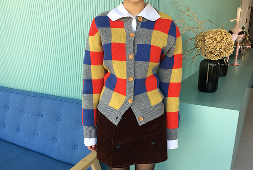 Buttoned Check Pattern Cardigan