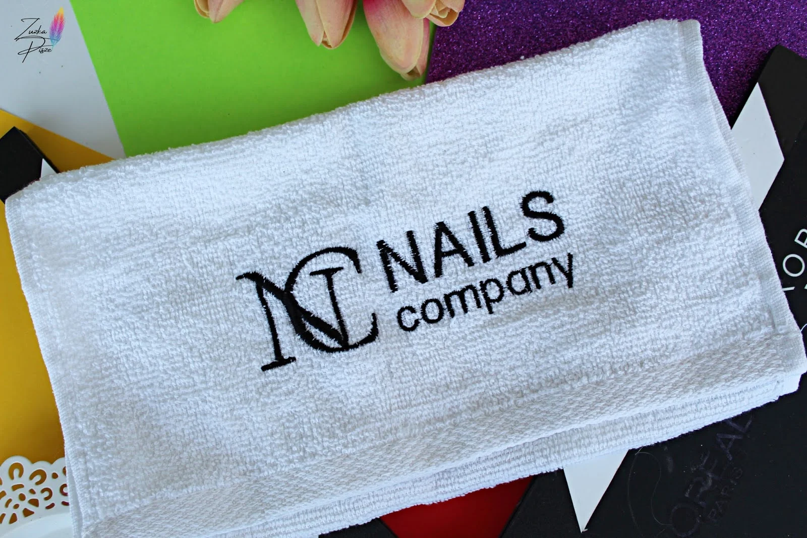 NC Nails Company Hawaii Girls - kolekcja lakierów hybrydowych idealna na lato