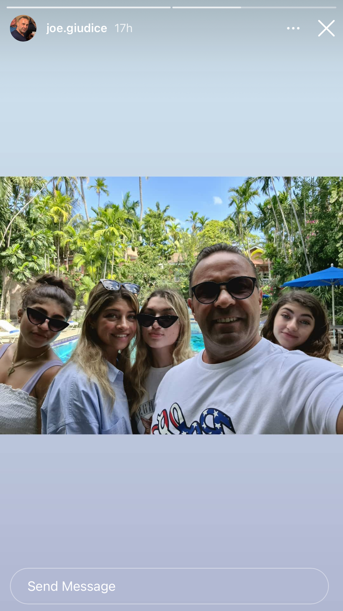Joe Giudice Reunites With His Four Daughters In The Bahamas See Pics Here