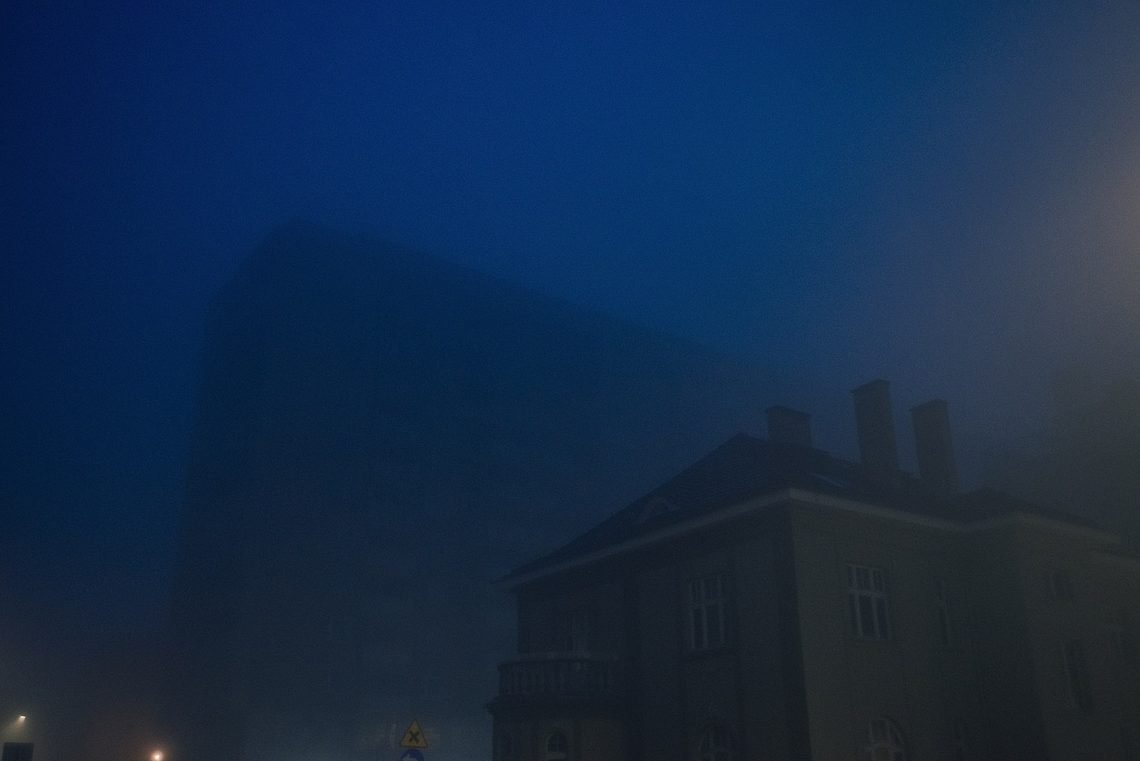 Gdynia, miejska mgła 19.05.2019.