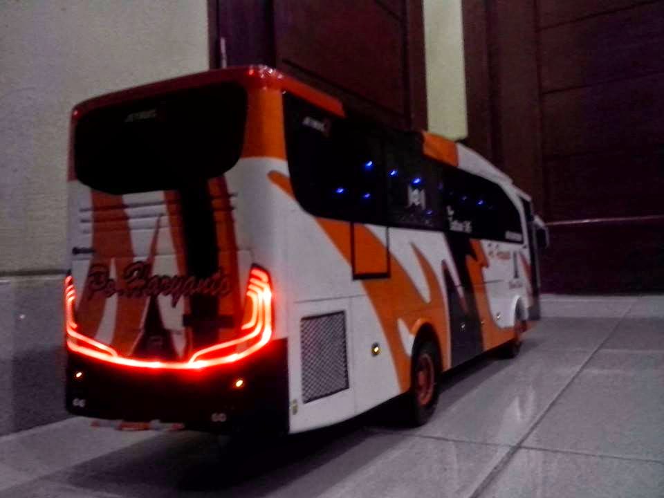 //FCS : FUAT CEPAT SELAMAT: MINIATUR BIS: HARYANTO HR115 