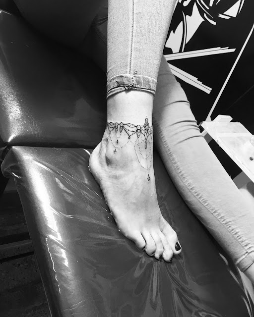 46 tatuagens femininas para os pés