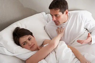 5 علامات تكشف إصابة الزوجة بالضعف الجنسي