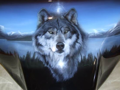 Wolf Airbrushed Mural on Harley Davidson Fairing 2