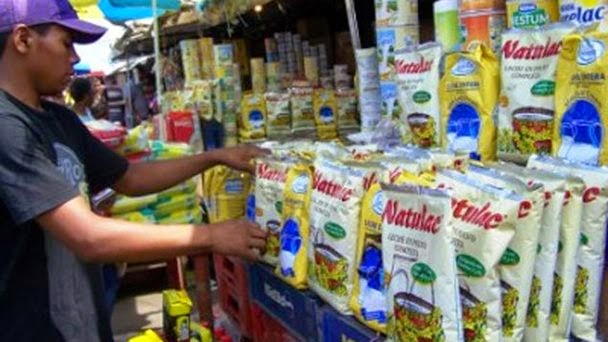 Gobierno arranca esta semana otro intento por acabar venta informal de alimentos