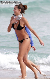 Melissa Satta Bikini on Miami Beach 2