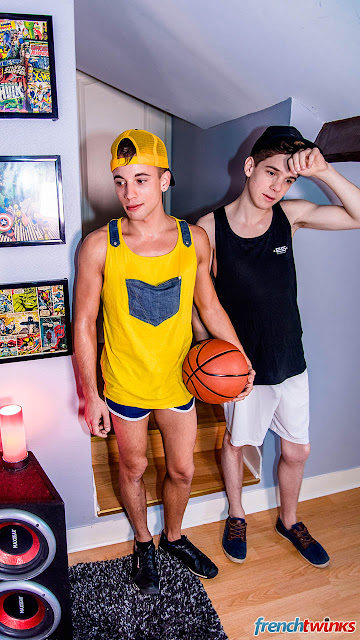 https://www.french-twinks.com/en/gay-porn-videos/18-years-twinks-basketball?id=36238368&trk=