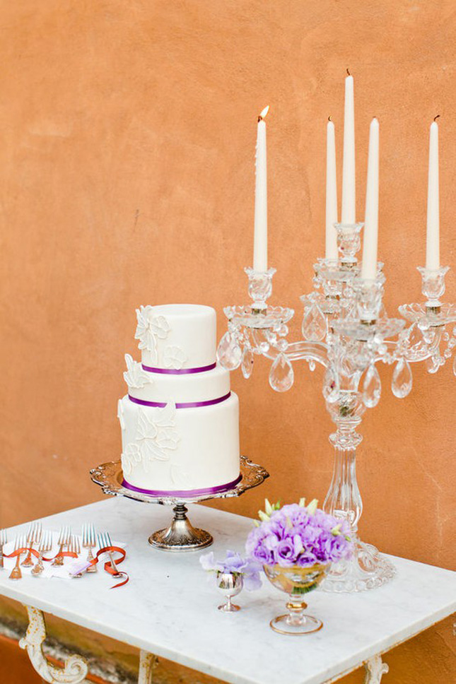 Check out the first round up of Lace Wedding Cakes here and Part 3 here