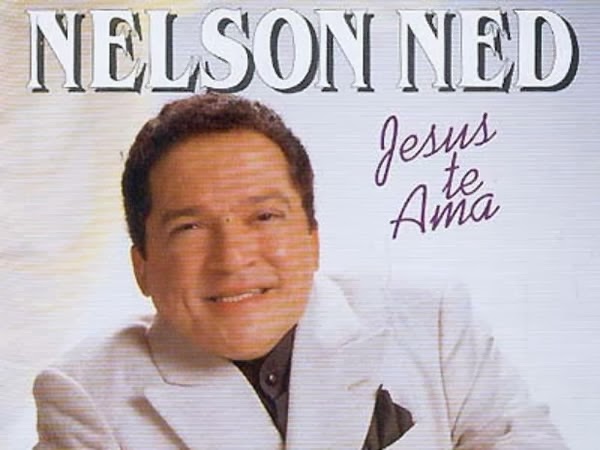 Morre aos 66 anos, cantor Nelson Ned, por complicações de uma infecção pulmonar.