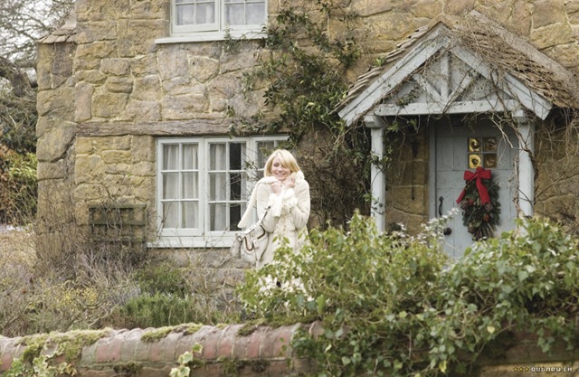  few yummy scenes / eye candy of the English cottage from 39;The Holiday