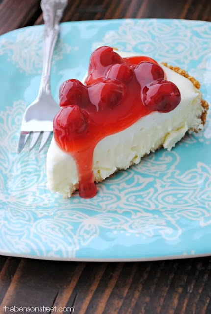 easy cherry cheesecake pie