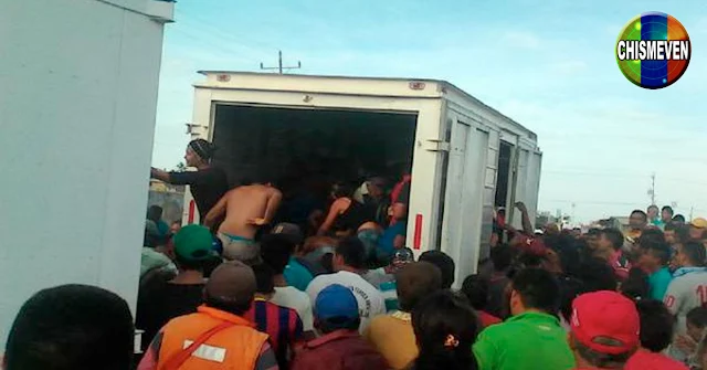 400 individuos saquearon un camión lleno de juguetes en el Zulia