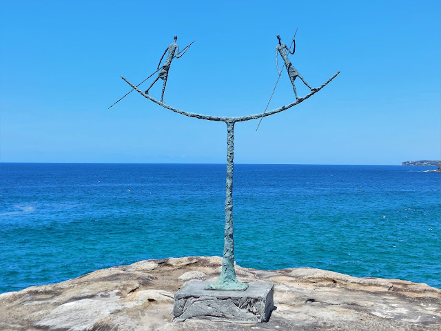 Sculpture by the Sea 2022 | Sculpture by Dmitriy Grek