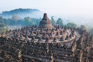 Candi Borobudur Tarik Masuk