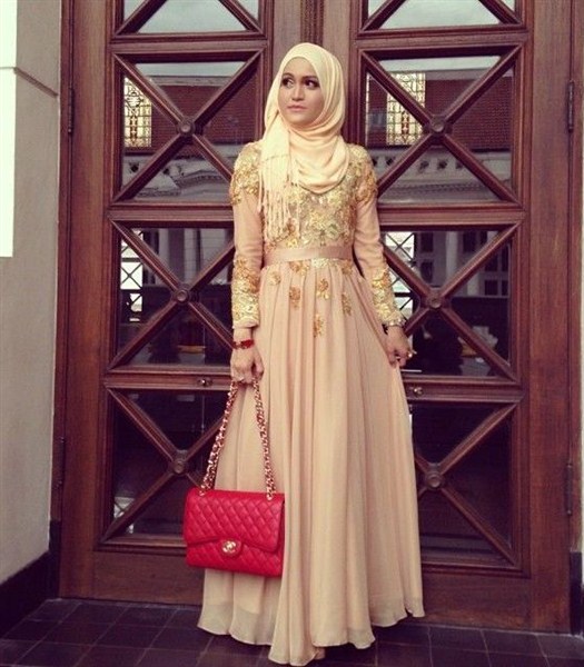  Trend Baju Muslim Pesta Simple Elegan Modern Terbaru  25 Trend Baju Muslim Pesta Simple Elegan Modern Terbaru 2021/2018 