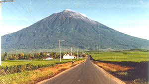 Daftar Gunung Berapi Yang Aktif Di Indonesia